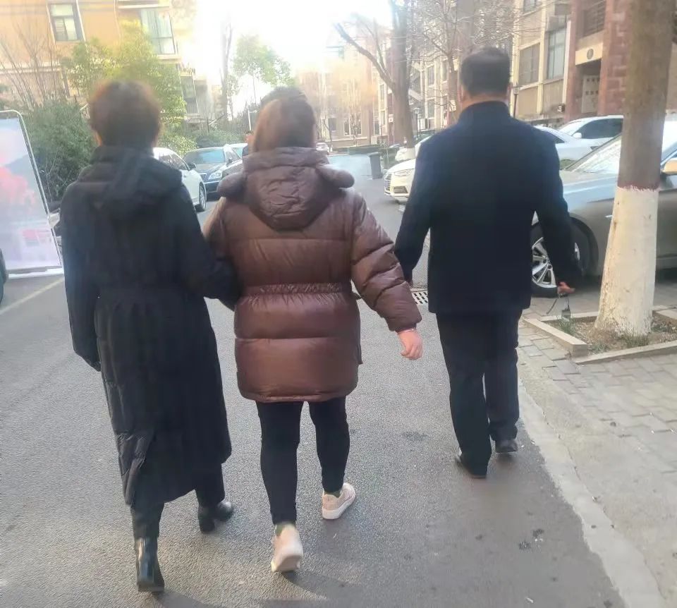 1648516979739306.jpg 640.jpg